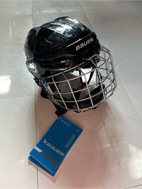 Bauer Re-Akt Hockey Helmet